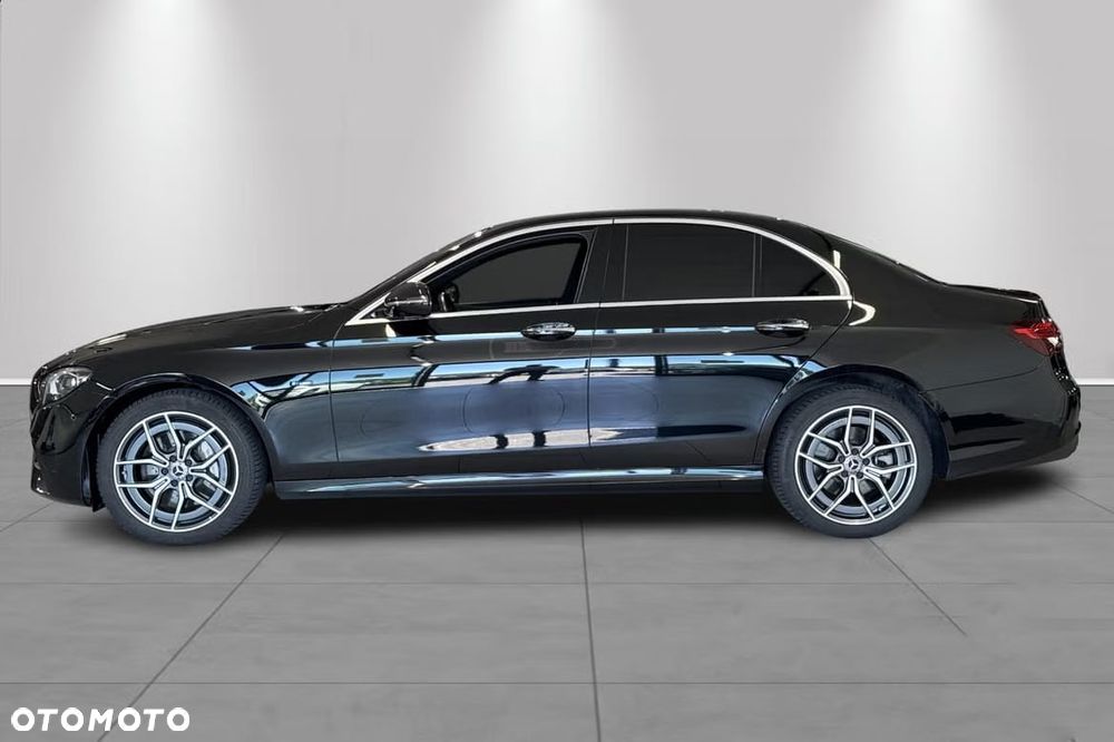 Mercedes-Benz Klasa E 300 de 9G-TRONIC - 2