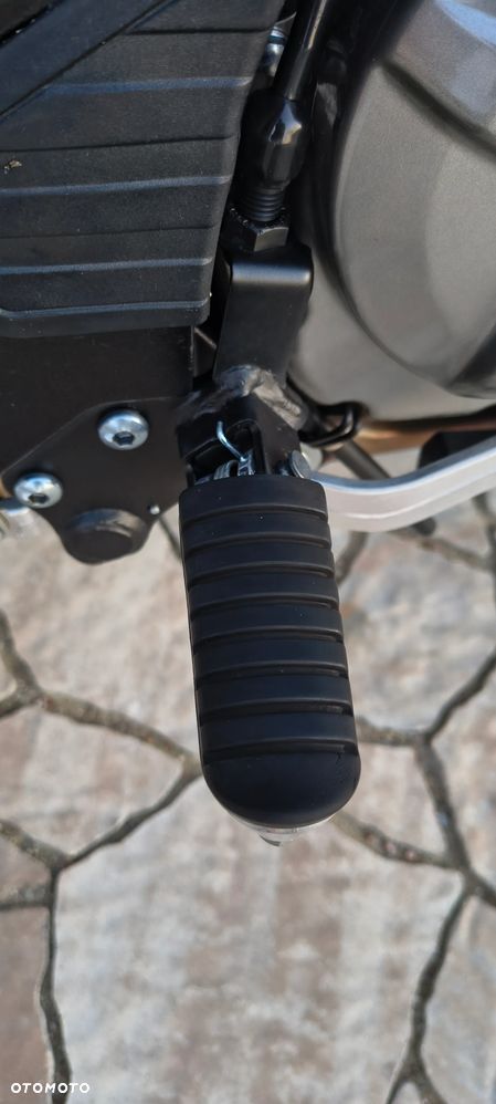 Suzuki V-STROM - 26