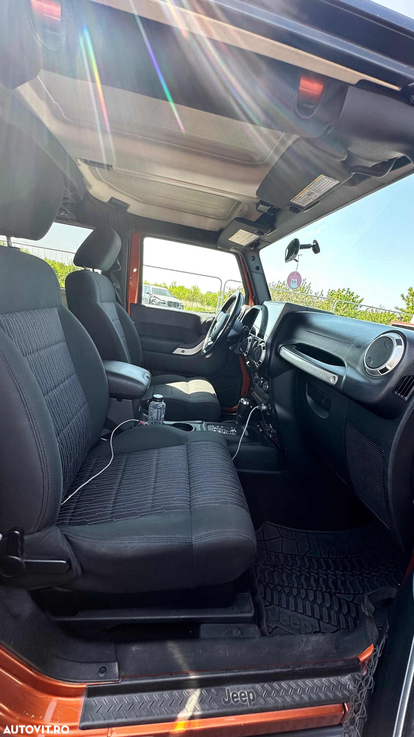 Jeep Wrangler - 7