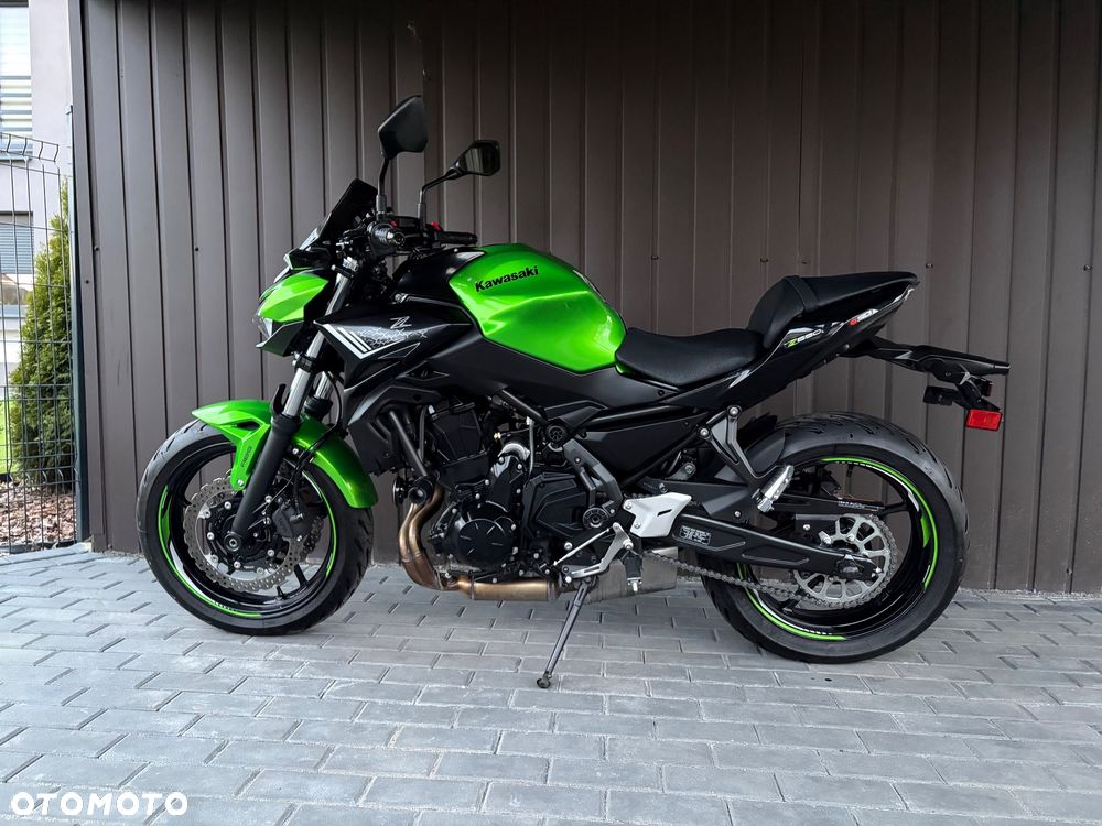 Kawasaki Z 650 - 17
