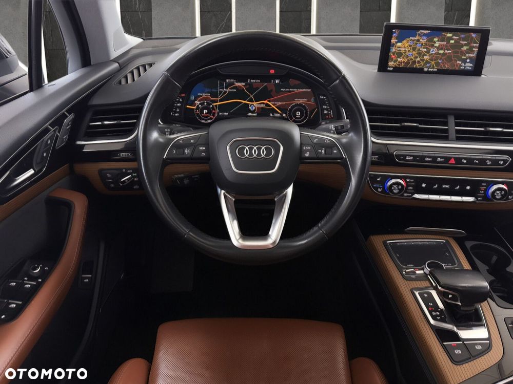 Audi Q7 - 13
