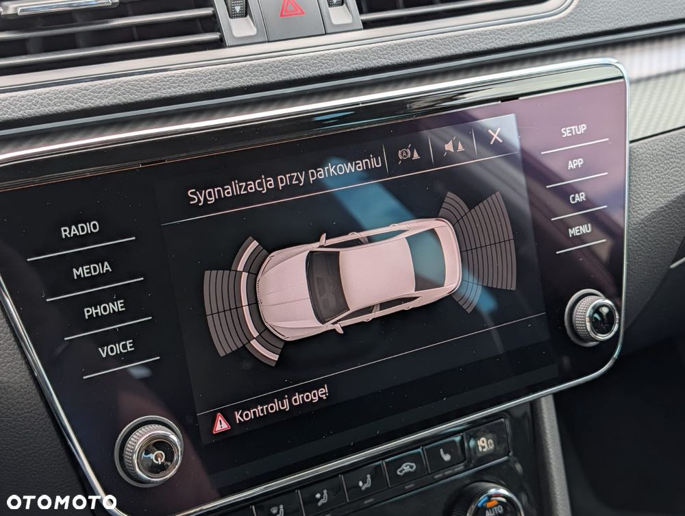 Skoda Superb 1.5 TSI ACT Sportline - 32