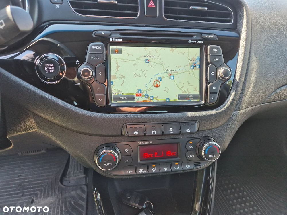 Kia Ceed 1.6 GDI L DCT - 19