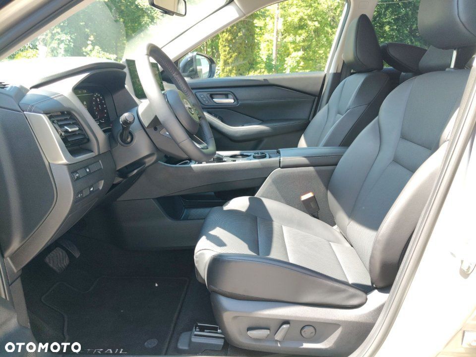 Nissan X-Trail - 10