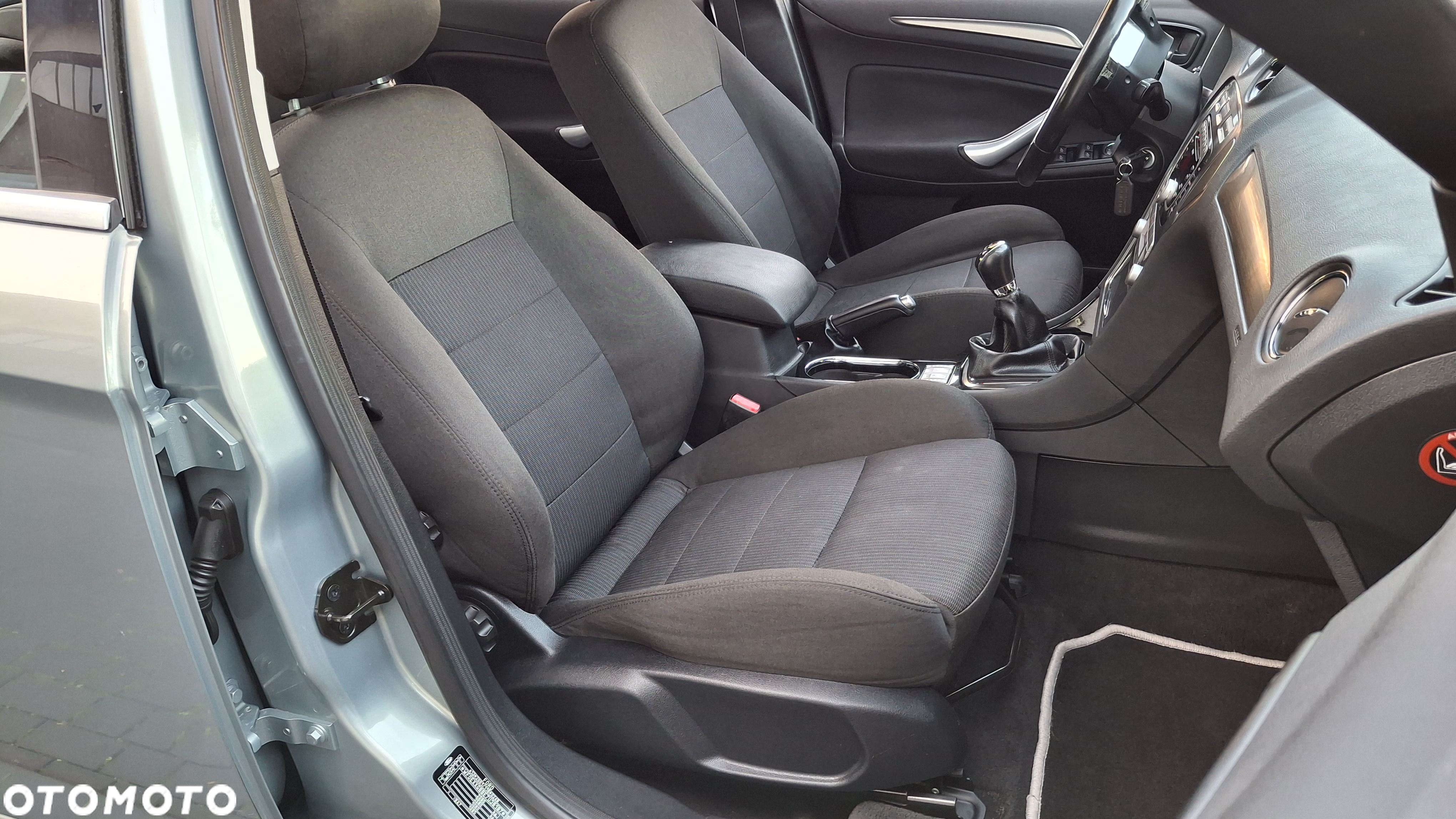 Ford Mondeo - 14