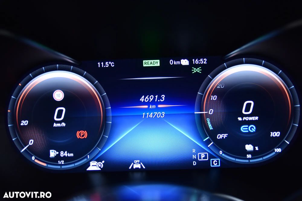 Mercedes-Benz GLC Coupe 300 e 4MATIC - 11