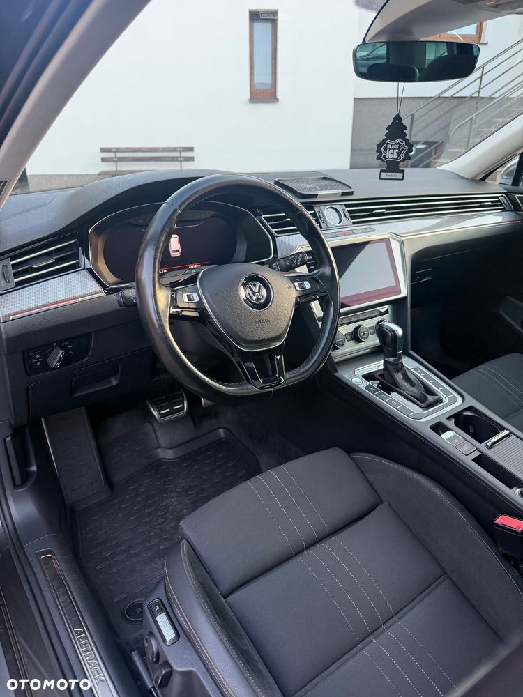 Volkswagen Passat Alltrack 2.0 TDI Bi-Turbo SCR 4Mot DSG - 19