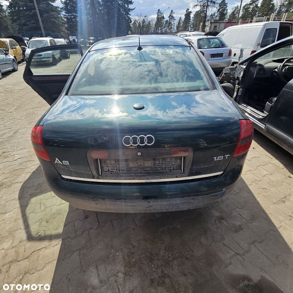 Klapa bagażnika /  AUDI A6 C5 (sedan) (2000r) (kod lak: LZ6H)