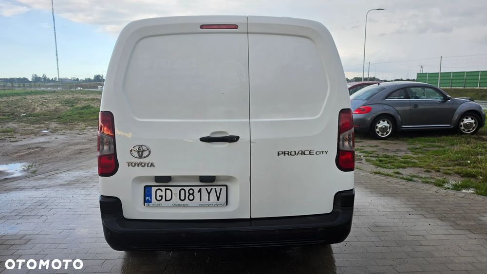 Toyota ProAce Kombi D-4D Medium 2,6t - 6