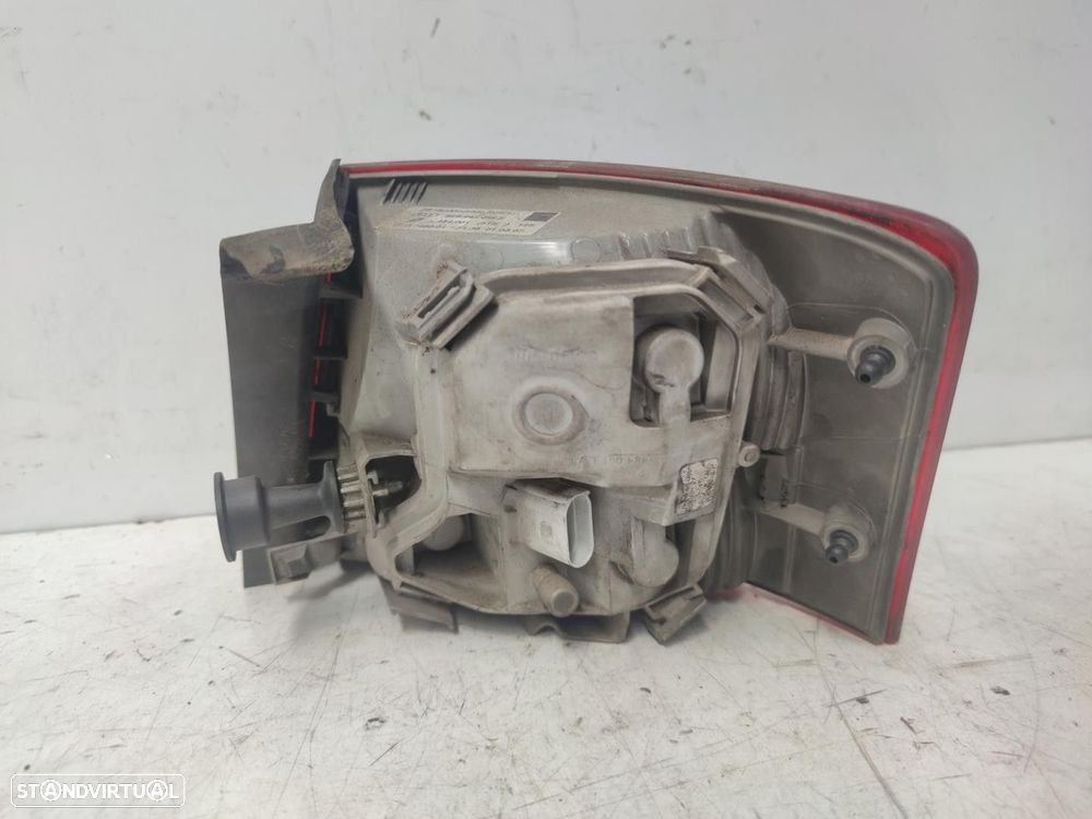 FAROLIM TRASEIRO ESQUERDO AUDI A4 AVANT 2007 - 2