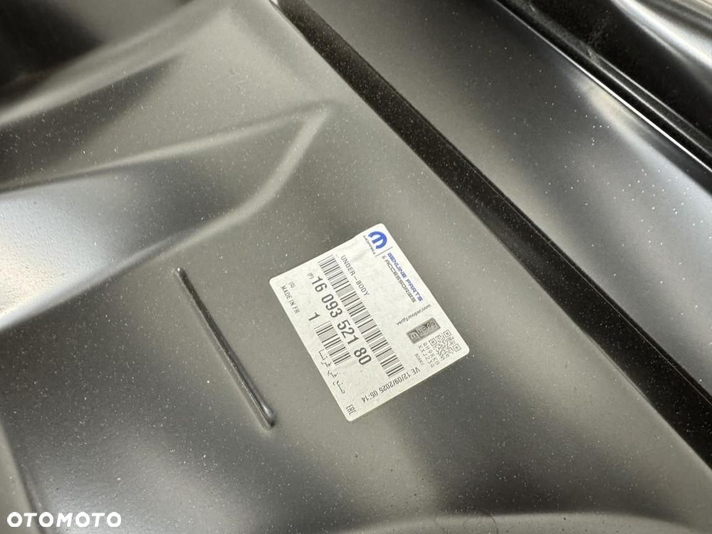 Prawe poszycie progu  Citroen c4 picasso II 1609352180 - 2