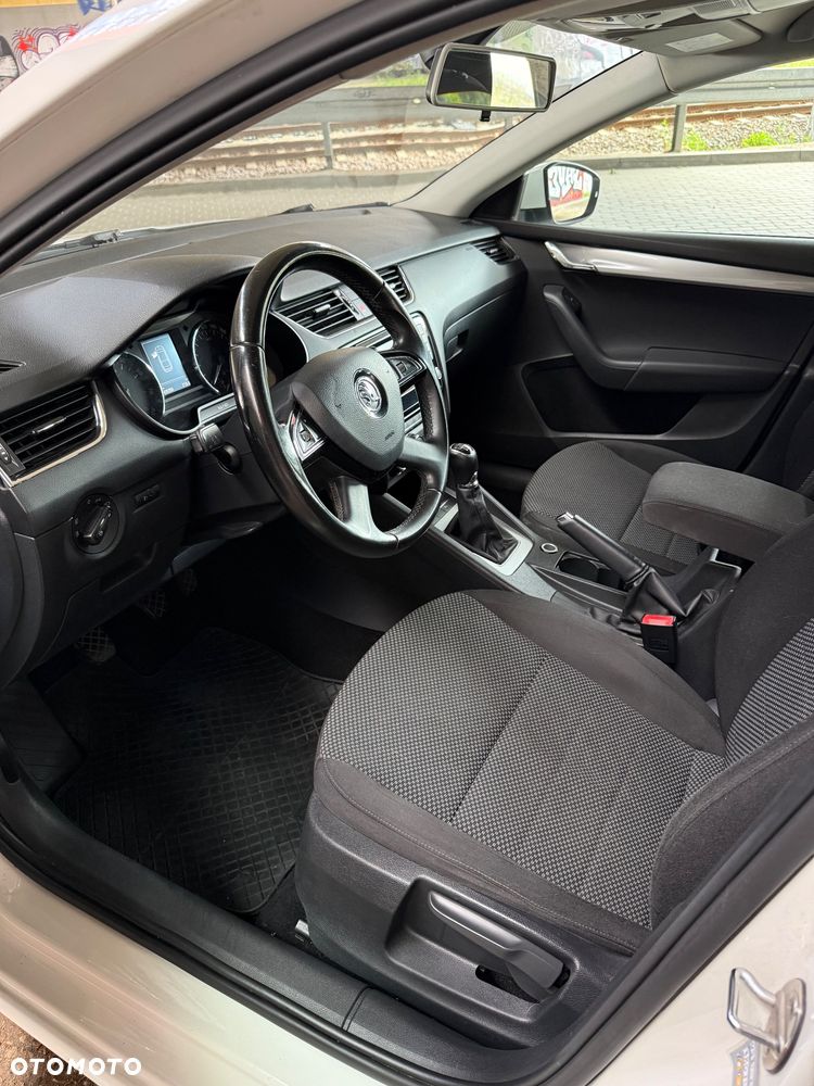 Skoda Octavia 1.4 TSI Ambition - 5