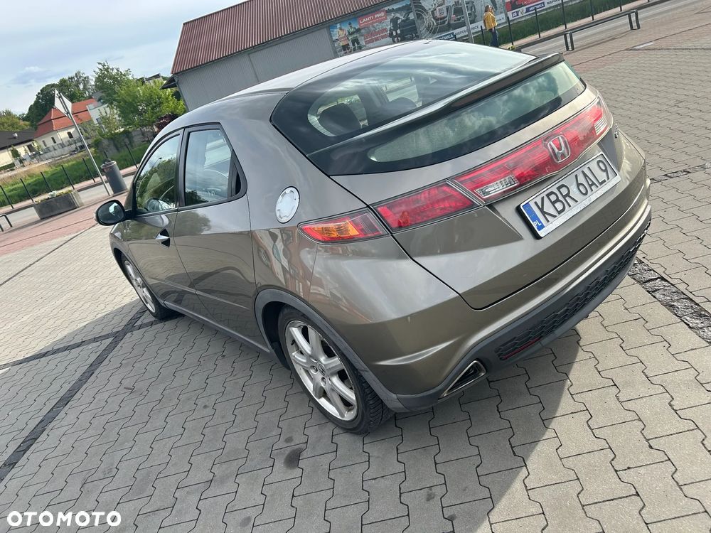 Honda Civic 1.8i-VTEC Sport - 4
