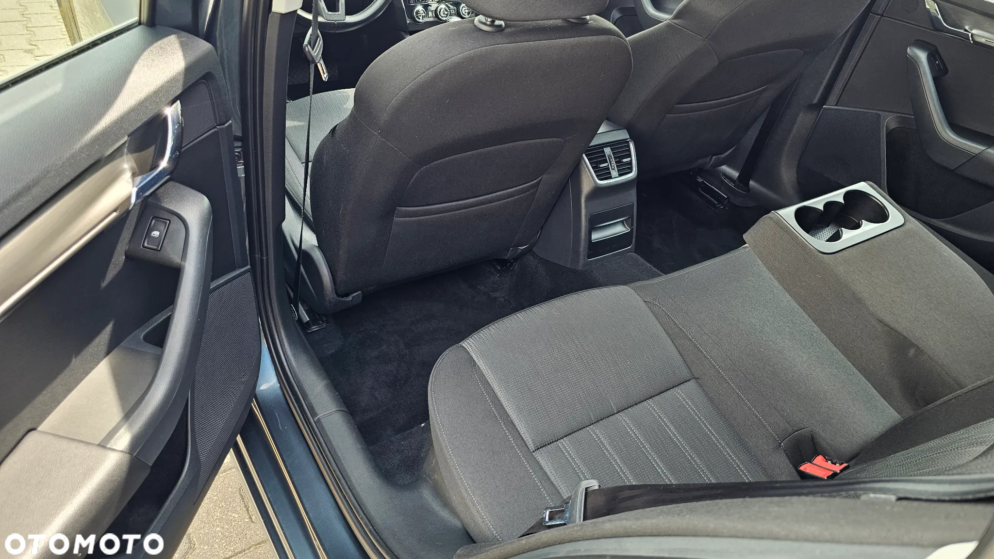 Skoda Octavia 1.6 TDI Ambition DSG - 37
