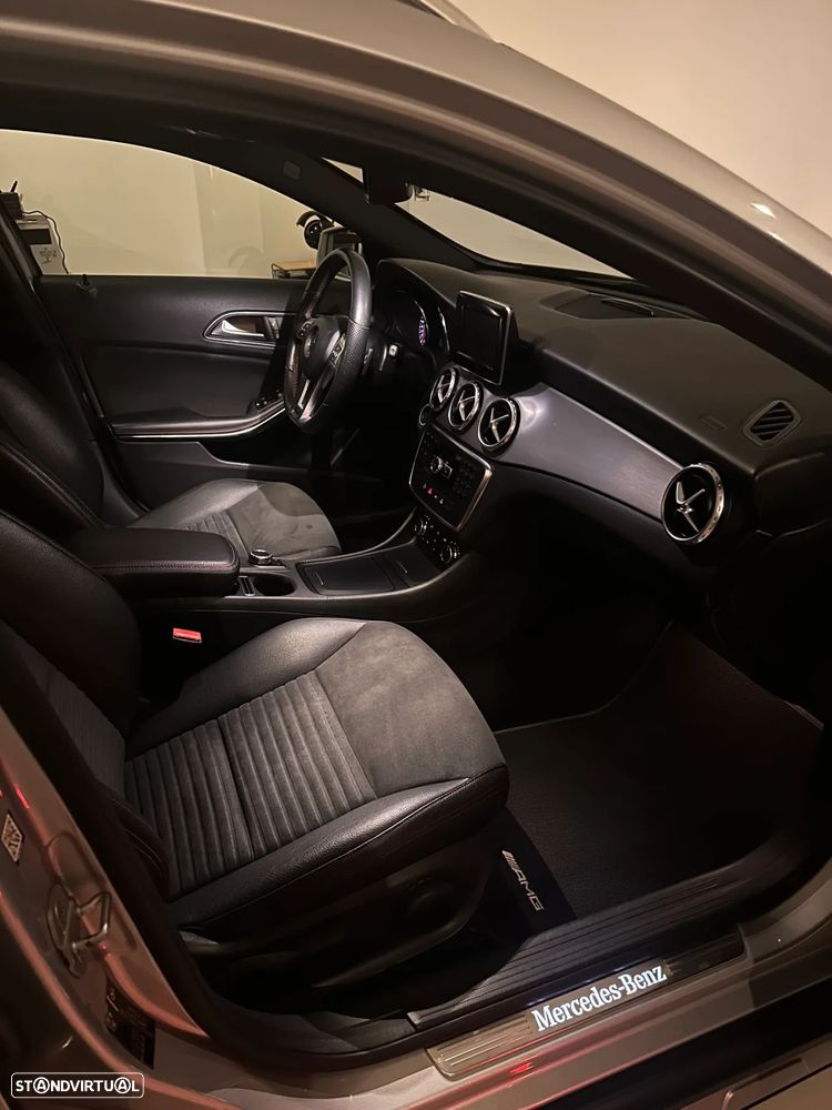 Mercedes-Benz GLA 220 CDi AMG Line - 13