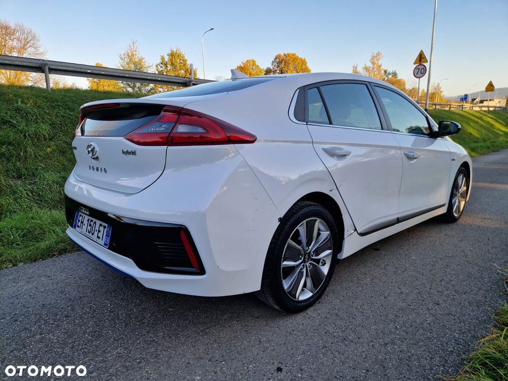 Hyundai IONIQ - 6