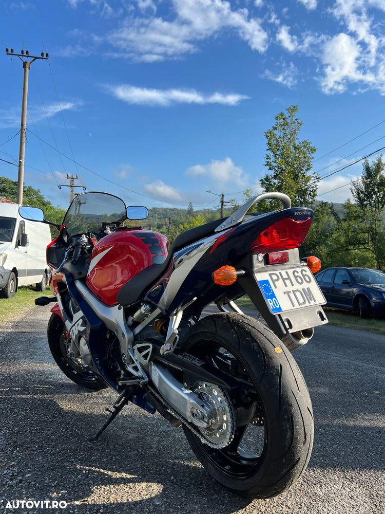 Honda CBR 600F4i - 4