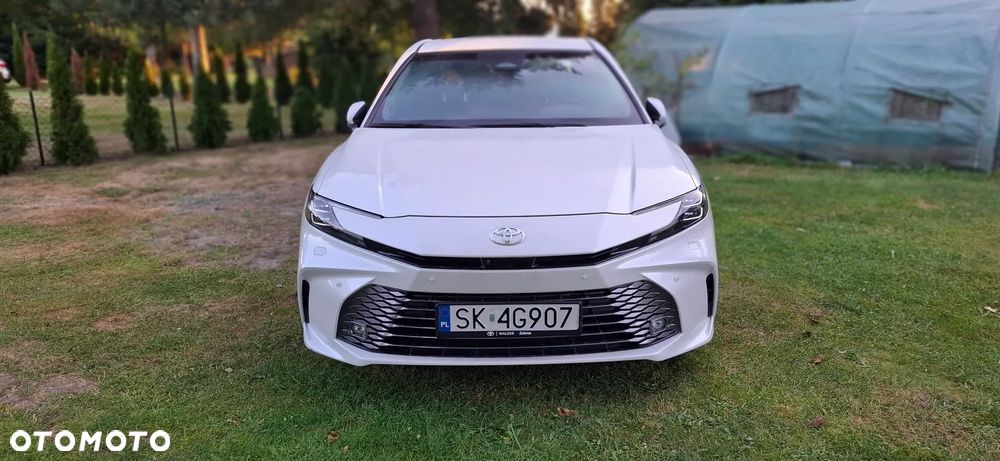 Toyota Camry 2.5 Hybrid Prestige CVT - 2