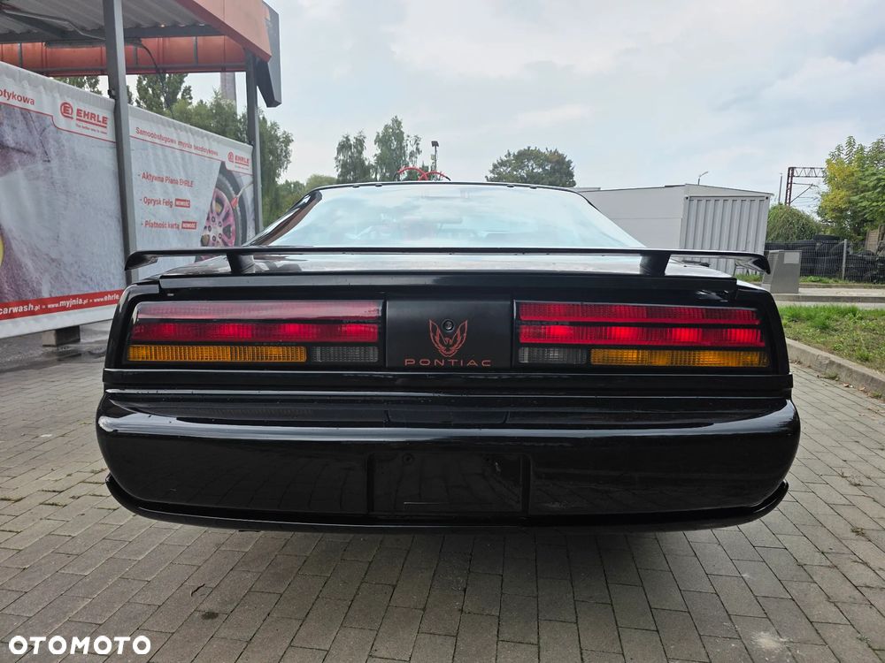 Pontiac Firebird - 8