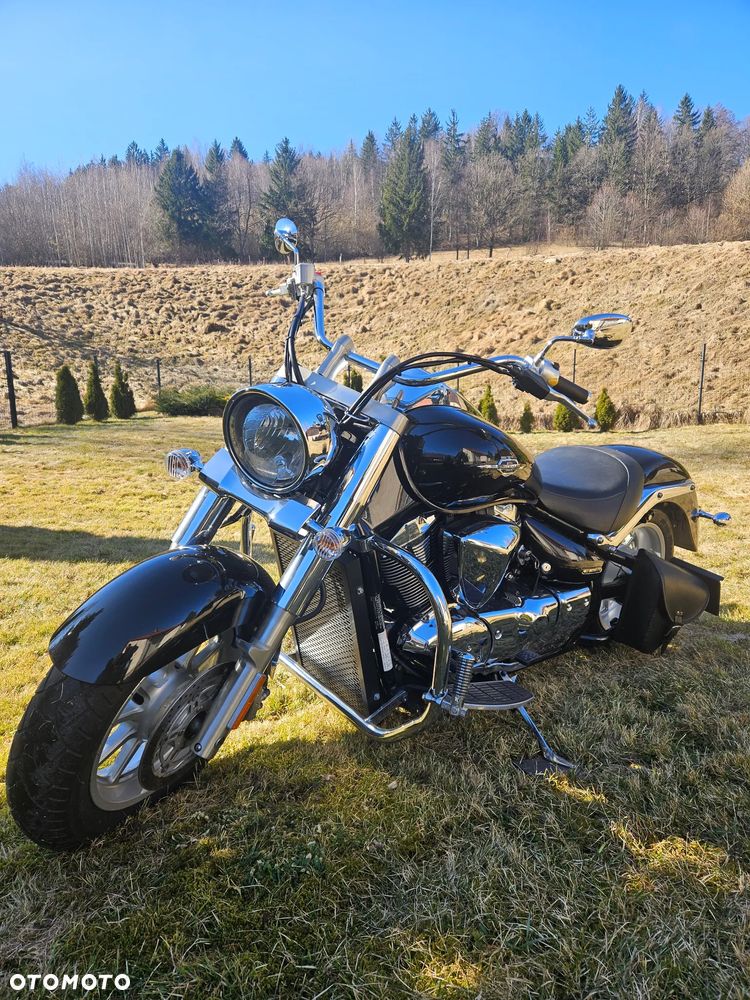 Suzuki Boulevard - 3