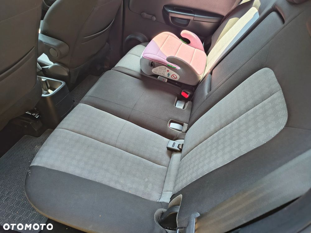 Kia Venga 1.6 M - 6