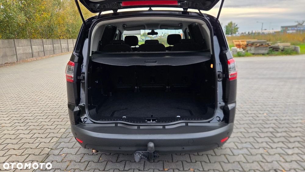 Ford S-Max 2.0 TDCi DPF Titanium - 19