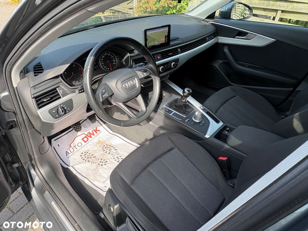 Audi A4 Avant 2.0 TDI DPF Ambiente - 16