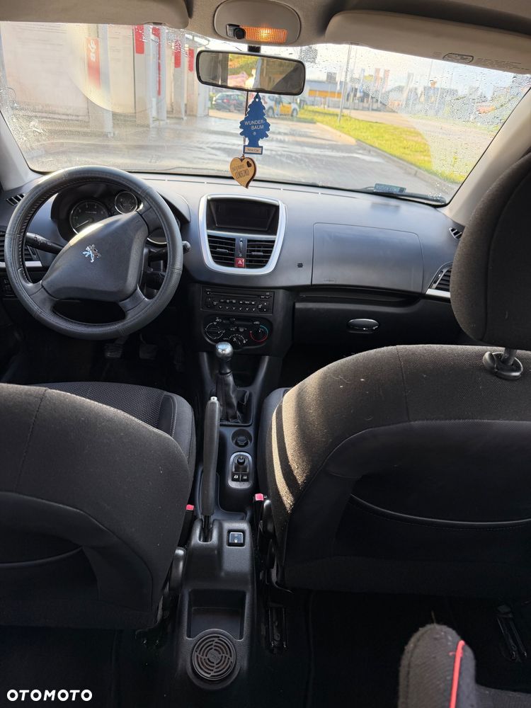 Peugeot 206 plus 1.1 Presence Euro5 - 7