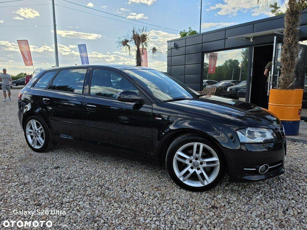 Audi A3 Sportback 1.6 TDI DPF S line Sportpaket - 6