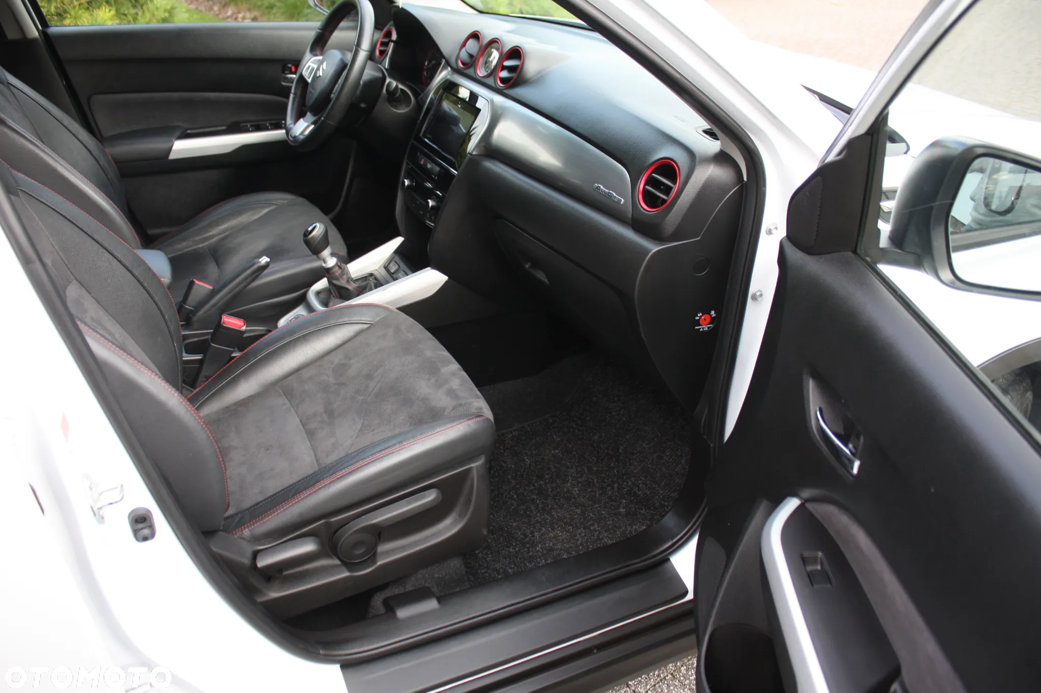 Suzuki Vitara 1.4 Boosterjet Allgrip Comfort+ - 9