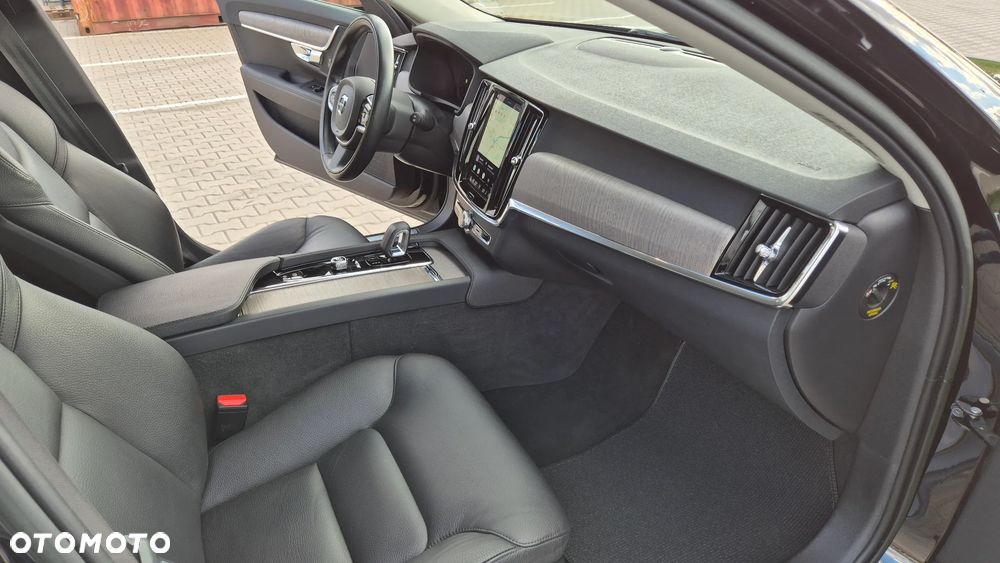 Volvo V90 Cross Country B4 D AWD Pro - 25
