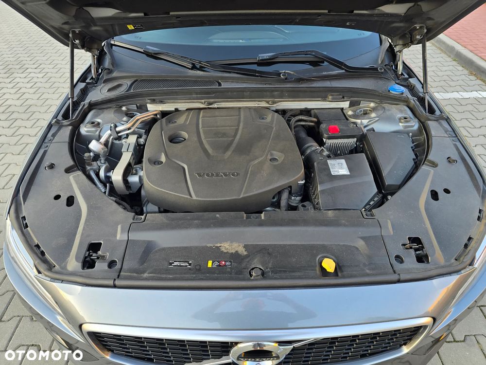 Volvo V90 D4 Geartronic R Design - 35
