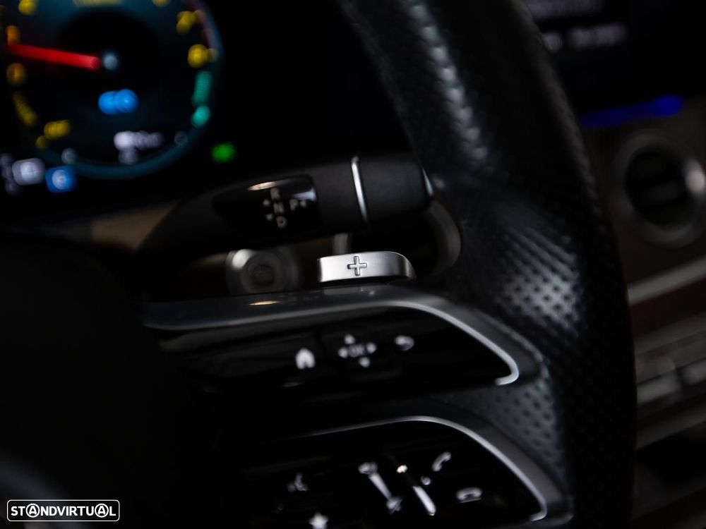 Mercedes-Benz E 300 T 9G-TRONIC AMG Line - 18