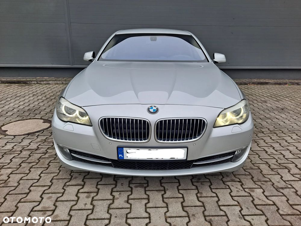 BMW Seria 5 530d xDrive Luxury Line - 40
