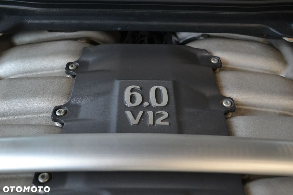 Aston Martin DB9 Touchtronic - 30