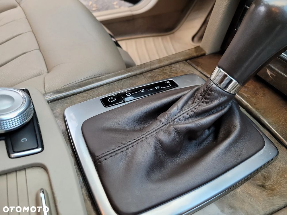 Mercedes-Benz Klasa E - 36