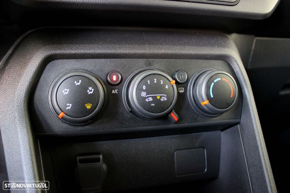 Dacia Jogger 1.0 ECO-G Expression 7L Bi-Fuel - 30