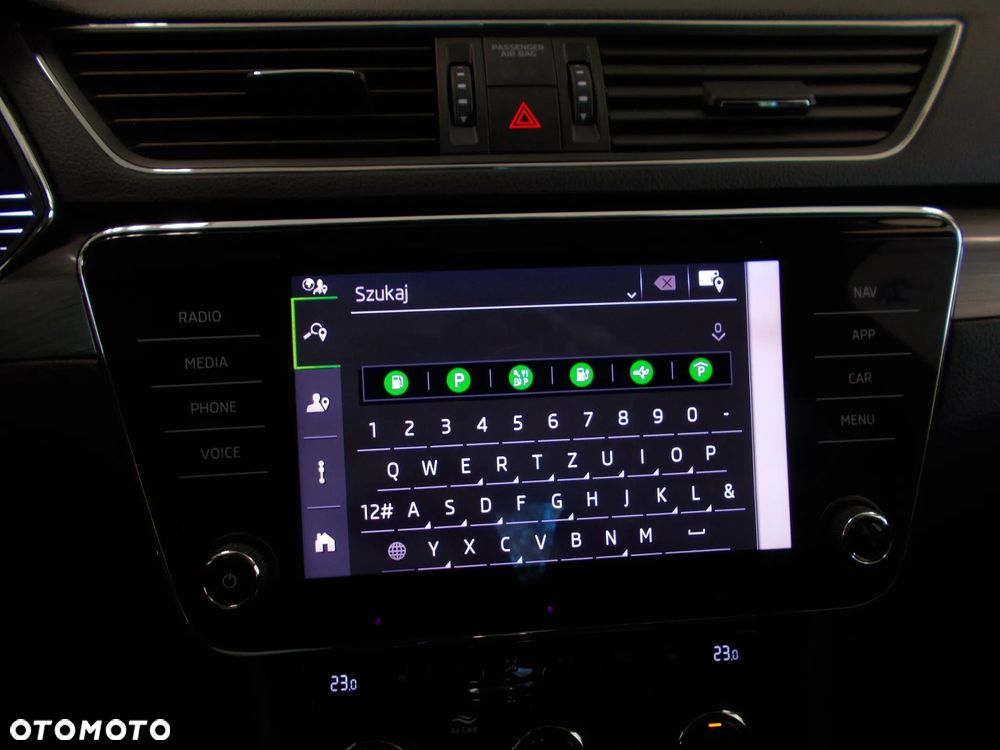 Skoda Superb 2.0 TDI SCR Style DSG - 13