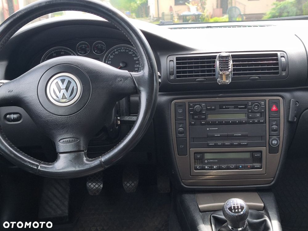 Volkswagen Passat Variant - 12