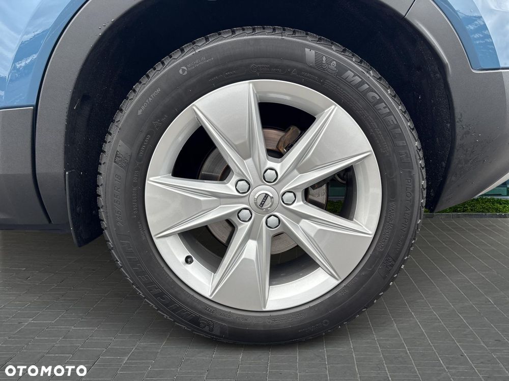 Volvo XC 40 B4 AWD Plus Bright - 16