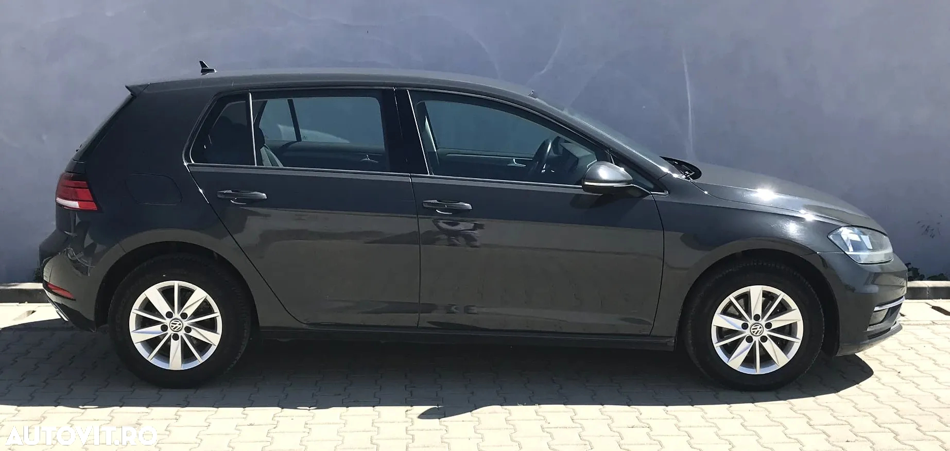 Volkswagen Golf 1.6 TDI Comfortline - 11