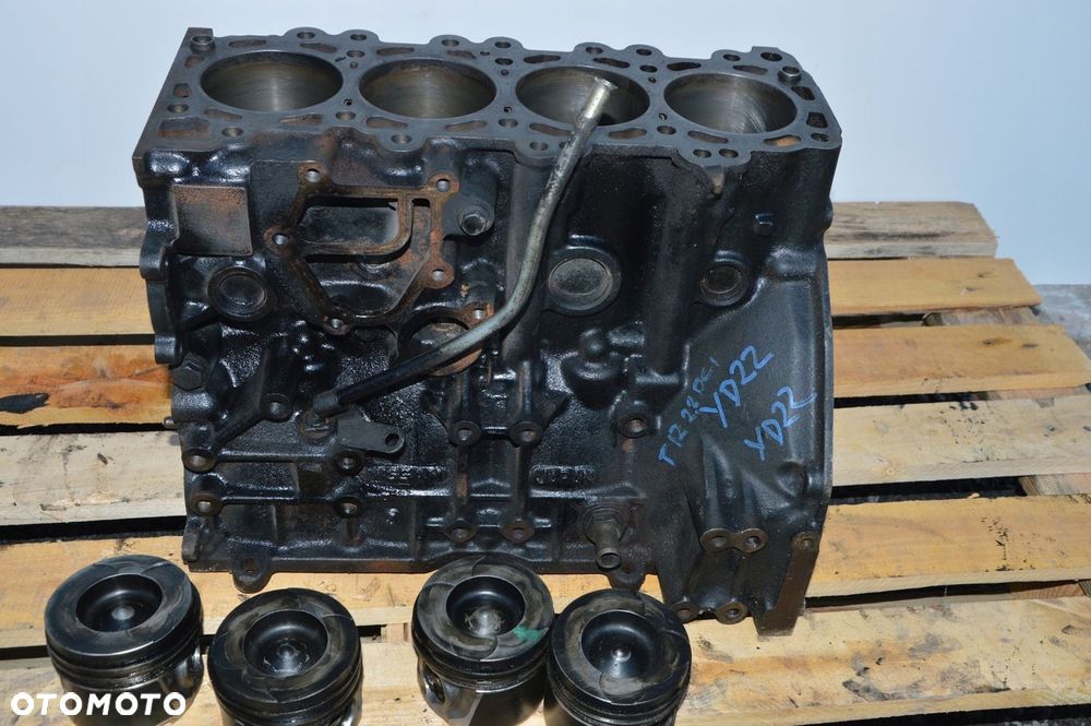 blok silnika tłoki nissan primera p12 x-trail 2.2 dci yd22 ładny - 3