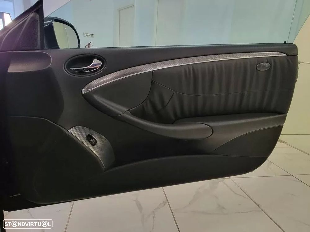 Mercedes-Benz CLK 200 K Avantgarde Aut. - 29