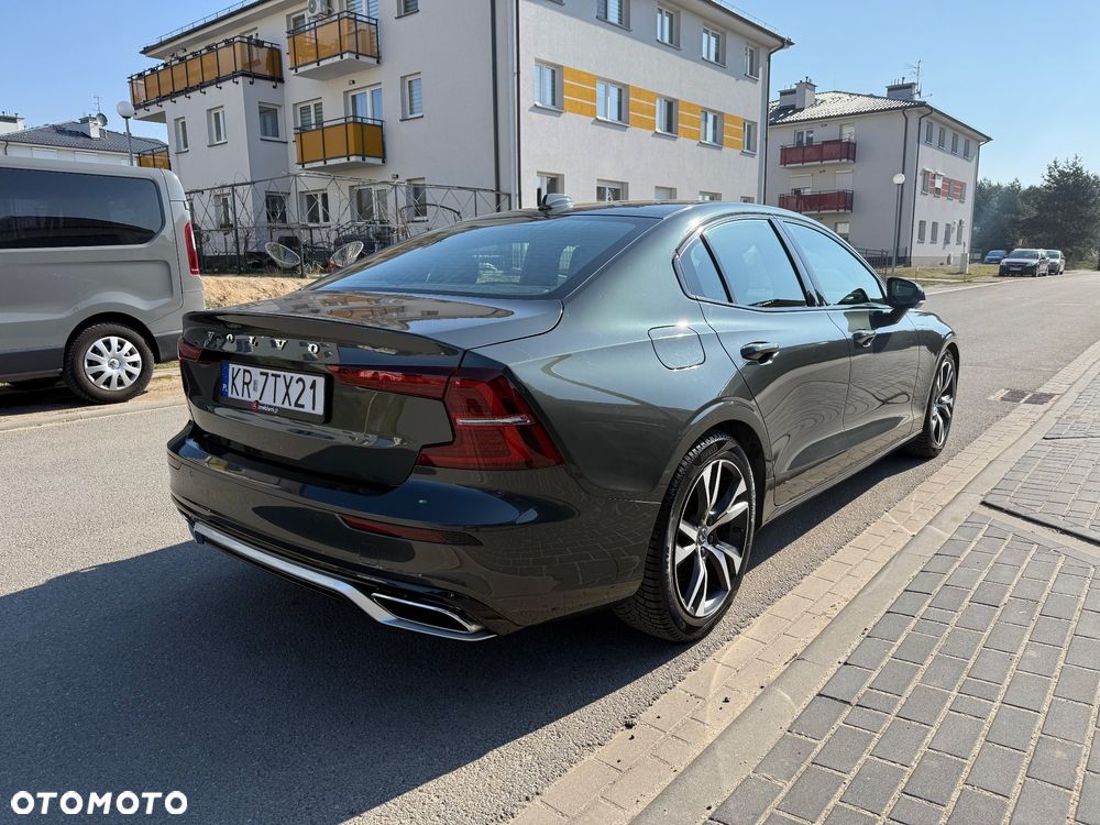 Volvo S60 B4 B R-Design - 8