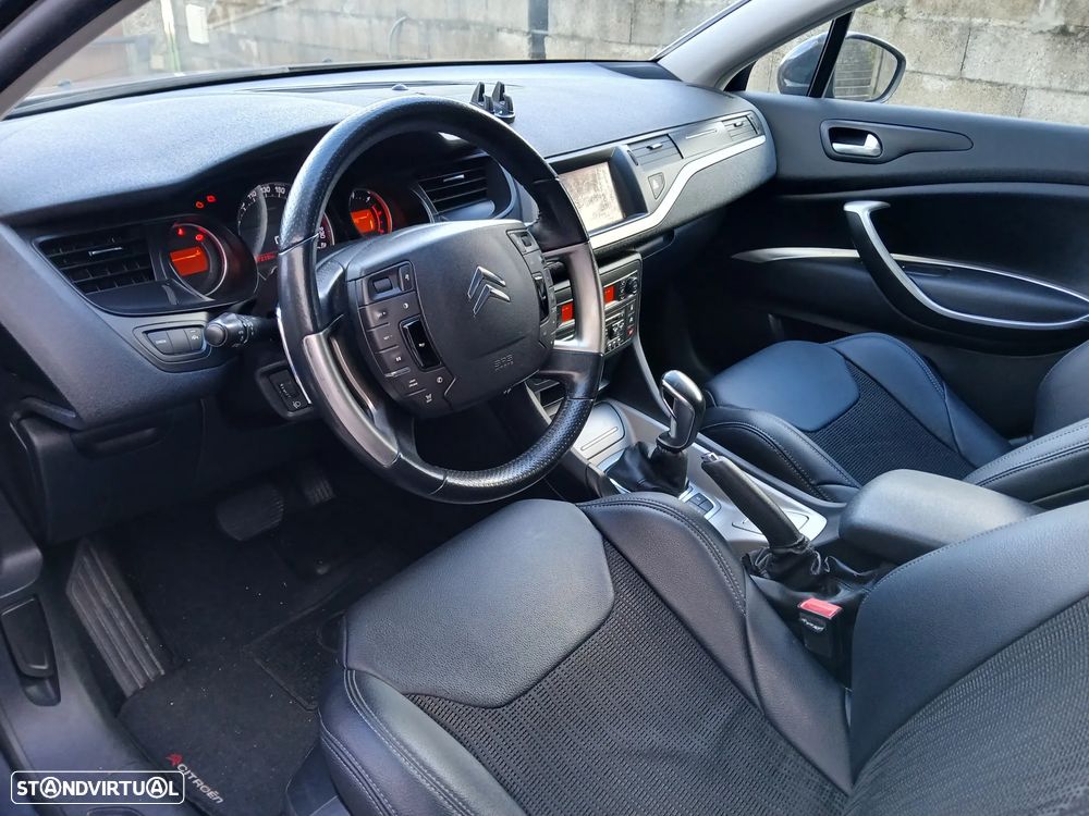 Citroën C5 Tourer e-HDi 110 EGS6 FAP Selection - 13