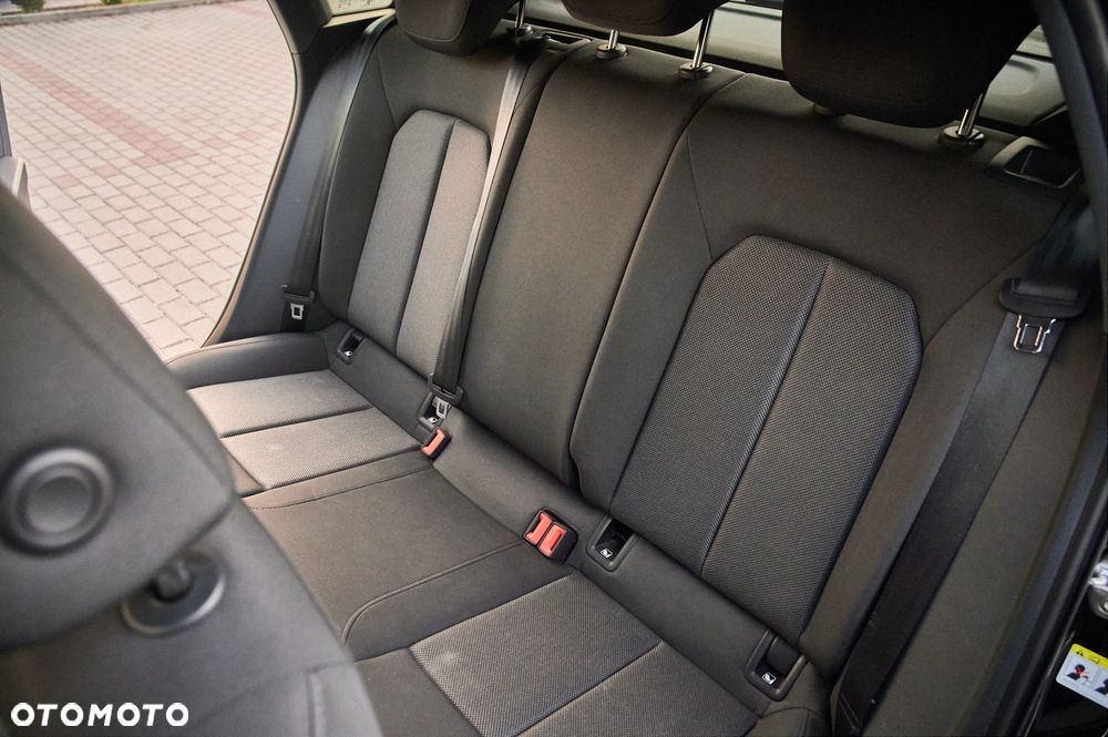 Audi A3 Sportback 35 TDI S tronic - 29