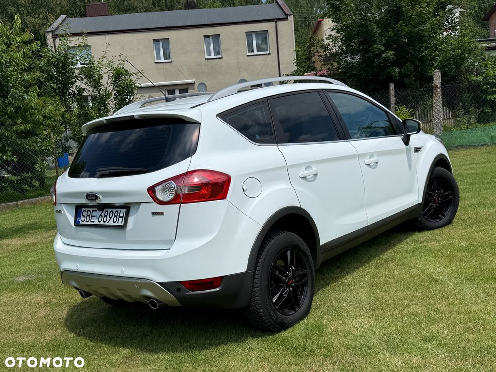 Ford Kuga 2.0 TDCi 4x4 Titanium - 6