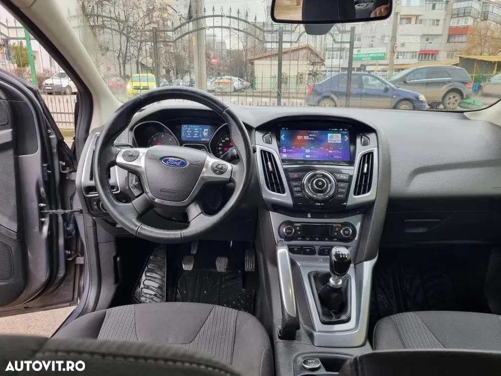 Ford Focus - 2