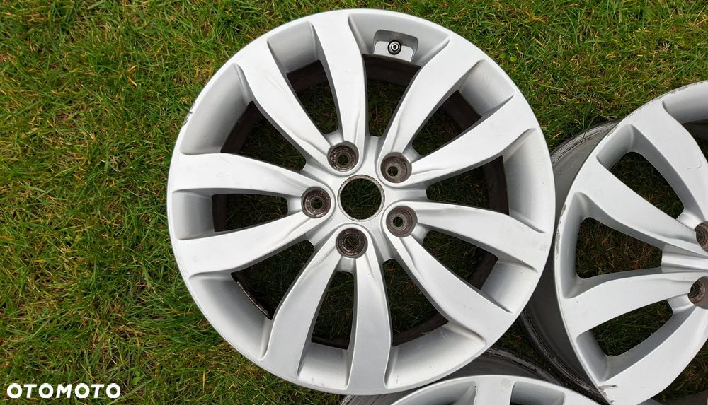 Felgi Aluminiowe 17 Kia Carens IV 5x114.3 ET 50.5 - 11