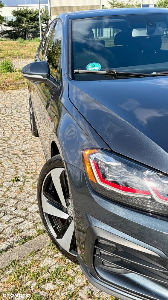 Volkswagen Golf GTI (BlueMotion Technology) DSG - 4